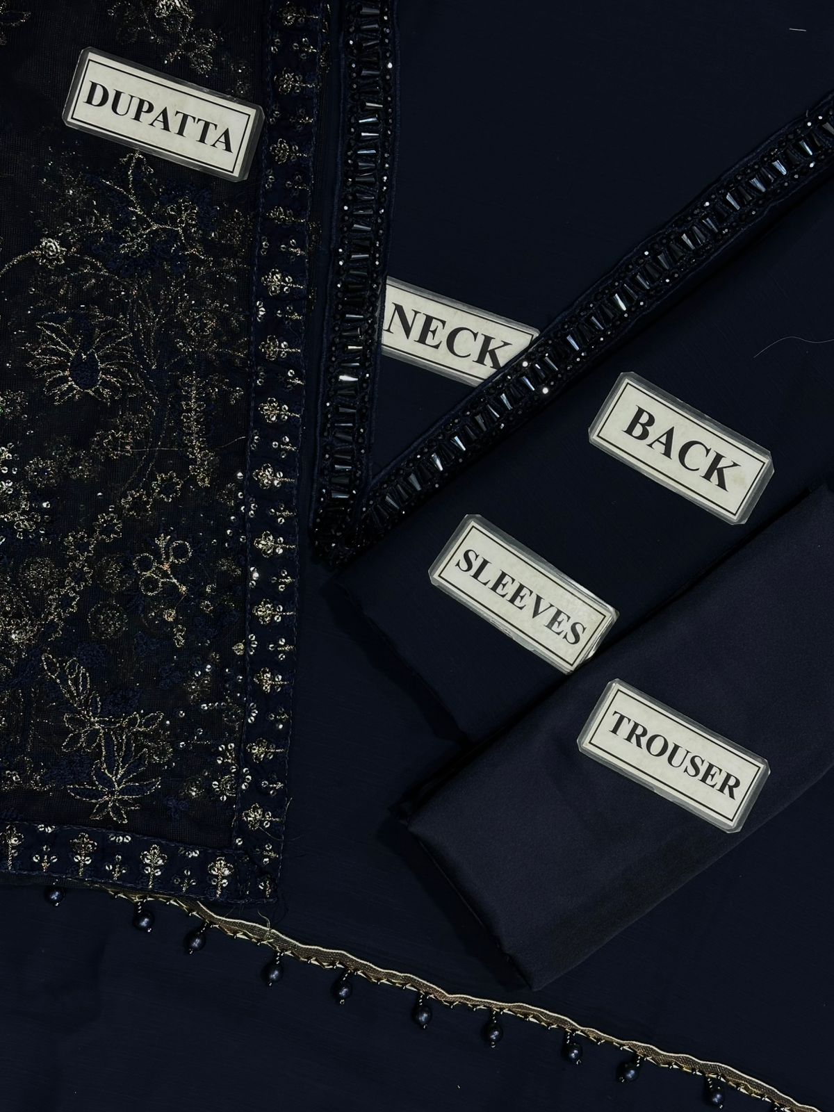 Alizeh Chiffon Unstitched 3-Piece Dress – Net Dupatta & Satin Silk Trouser