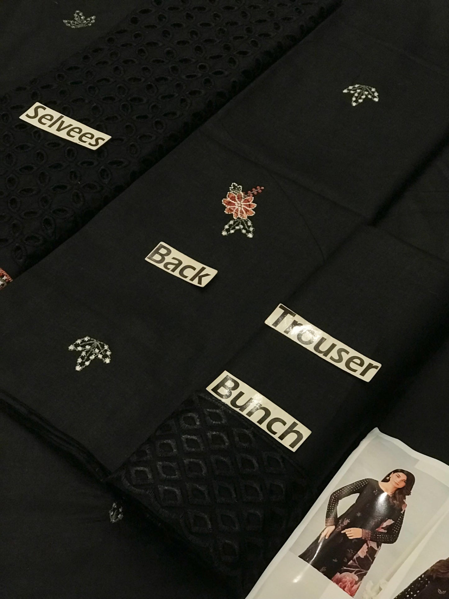 Ahmozi Iznik Lawn Collection – Heavy Embroidered Lawn Suit with Digital Silk Dupatta | Luxury Summer 3-Piece