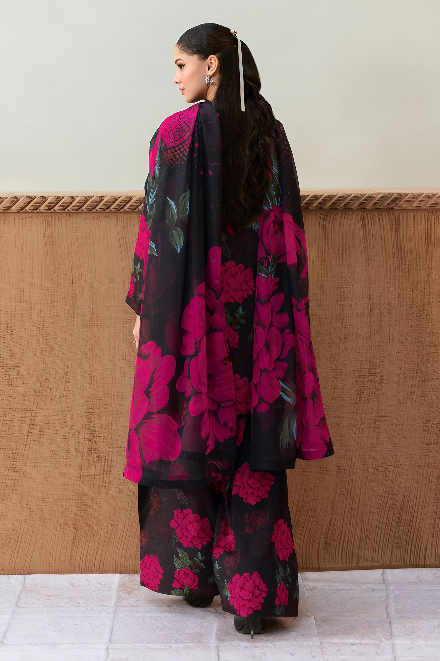 Afsanah 3-Piece Swiss Lawn Suit with Silk Dupatta – Digital Printed Summer Collection